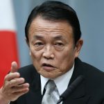 麻生副総理「ヒトラーの虐殺、いくら動機が正しくても、やっぱり何百万人も殺しちゃ駄目」